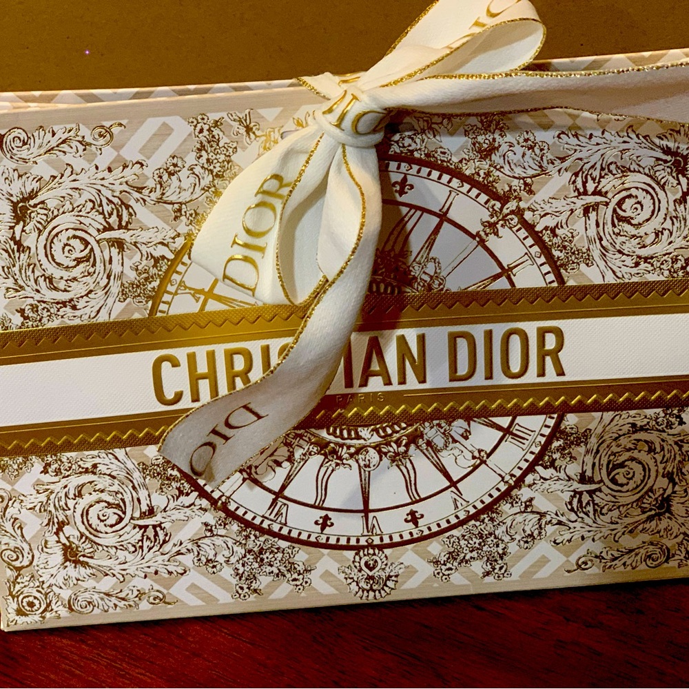Brand new limited edition rare , authentic gold print Dior bag with handles
